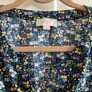 Long sleeve dress with pockets and drawstring waist